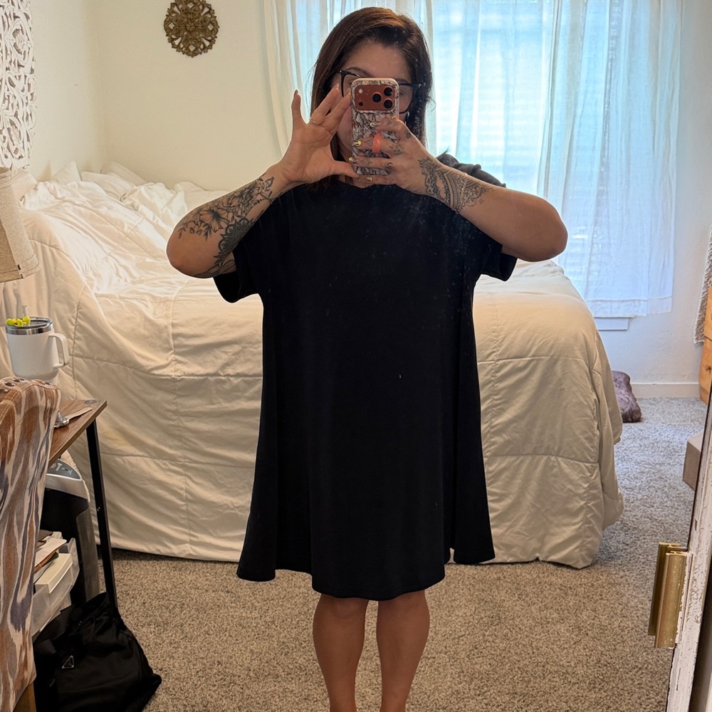 lululemon athletica Black Mini T-Shirt Dress - Picture 2 of 7